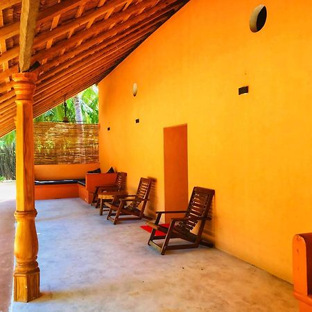 Roshanne Beach Resort Kalpitiya Ngoại thất bức ảnh