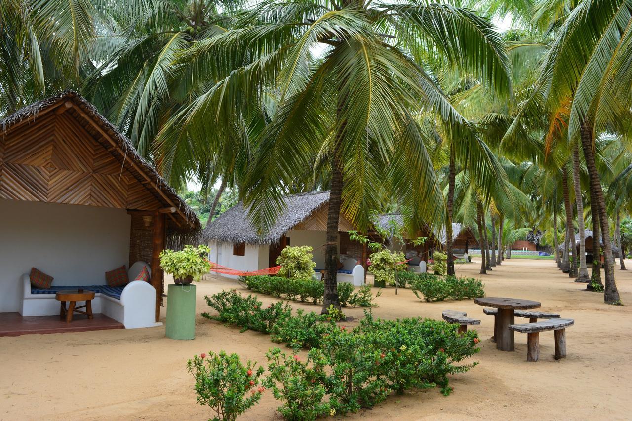 Roshanne Beach Resort Kalpitiya Ngoại thất bức ảnh
