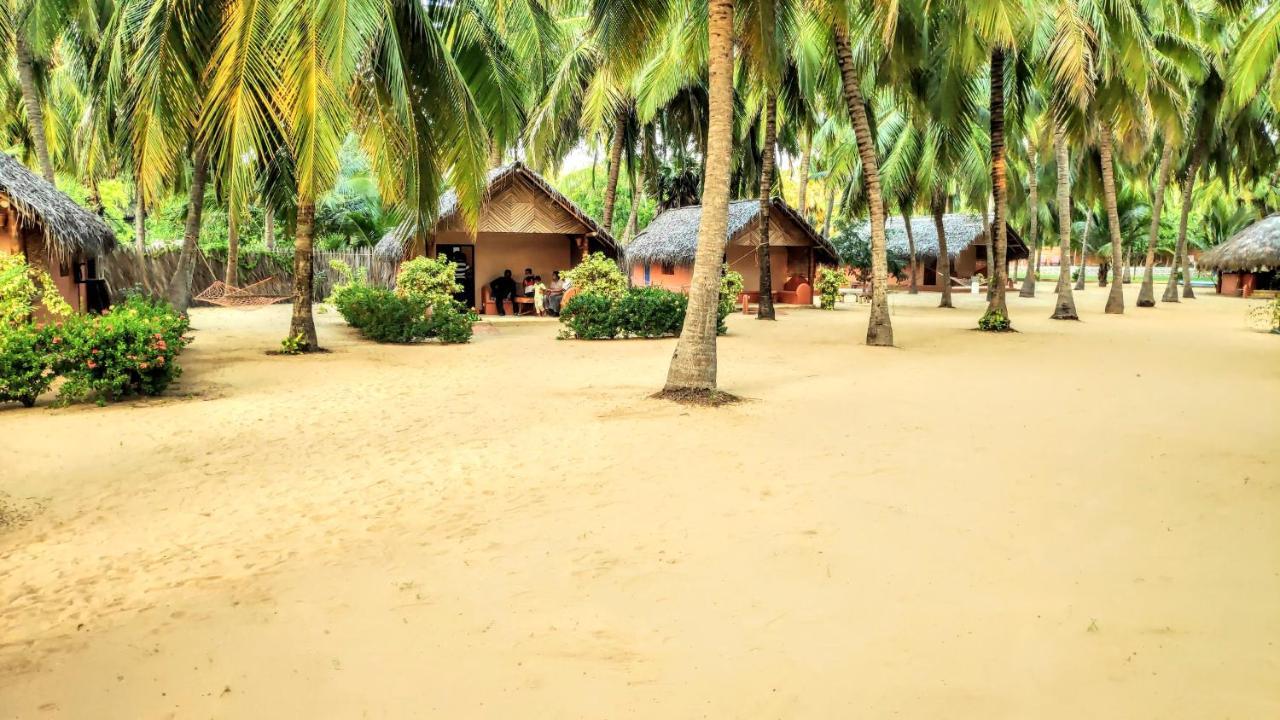 Roshanne Beach Resort Kalpitiya Ngoại thất bức ảnh