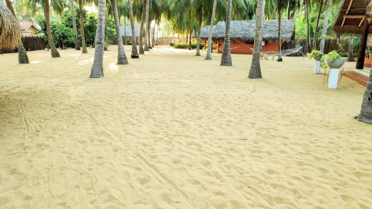 Roshanne Beach Resort Kalpitiya Ngoại thất bức ảnh