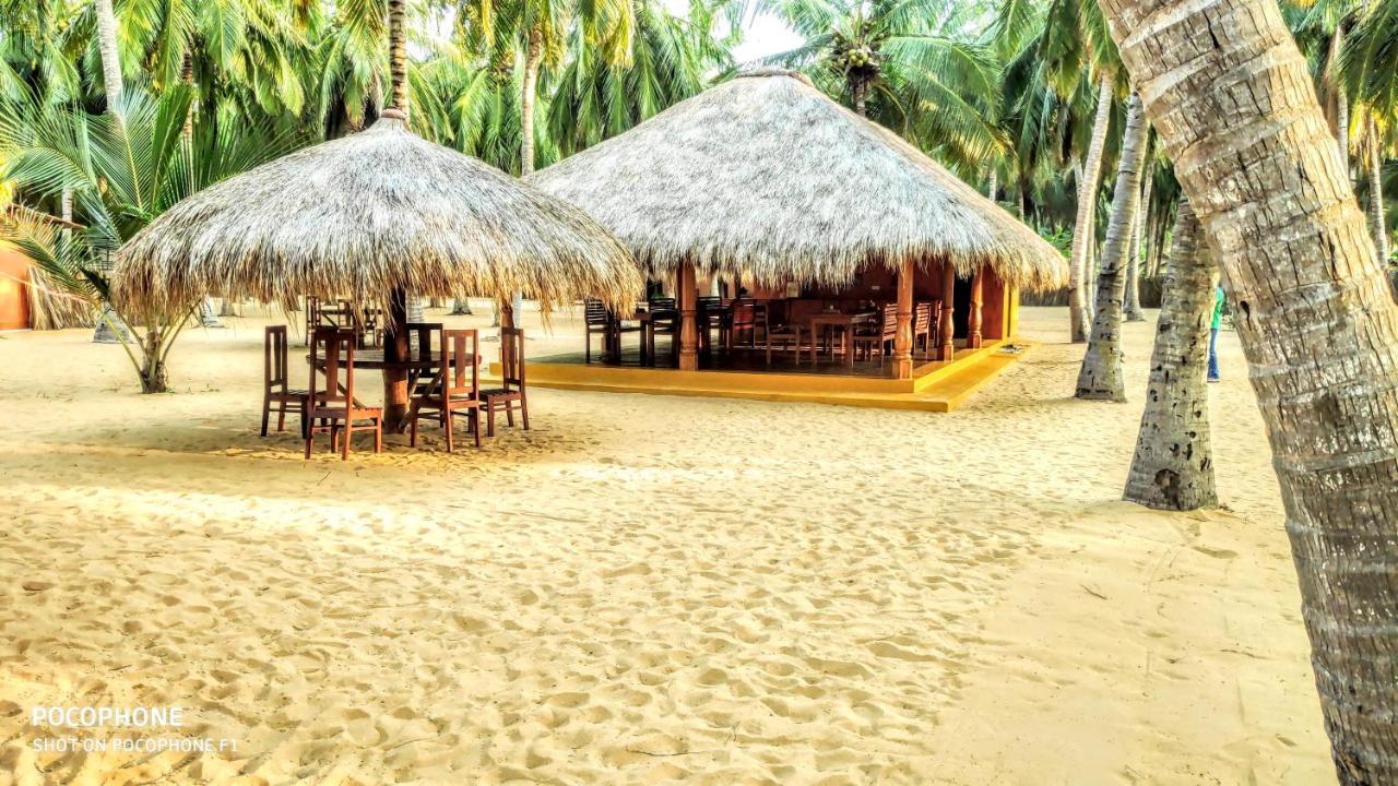 Roshanne Beach Resort Kalpitiya Ngoại thất bức ảnh