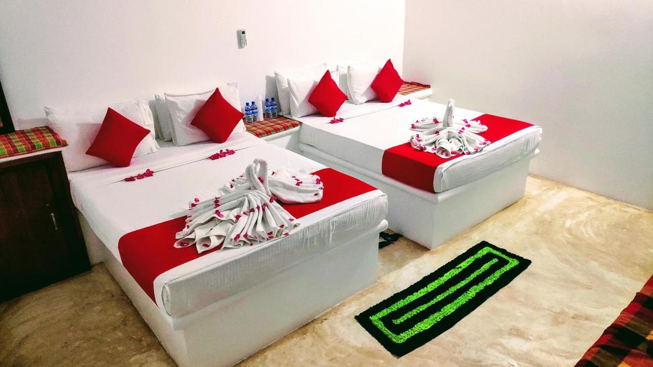 Roshanne Beach Resort Kalpitiya Ngoại thất bức ảnh