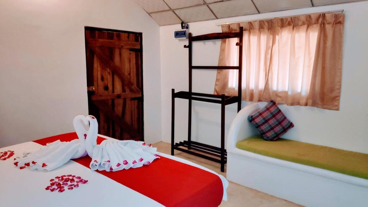 Roshanne Beach Resort Kalpitiya Ngoại thất bức ảnh