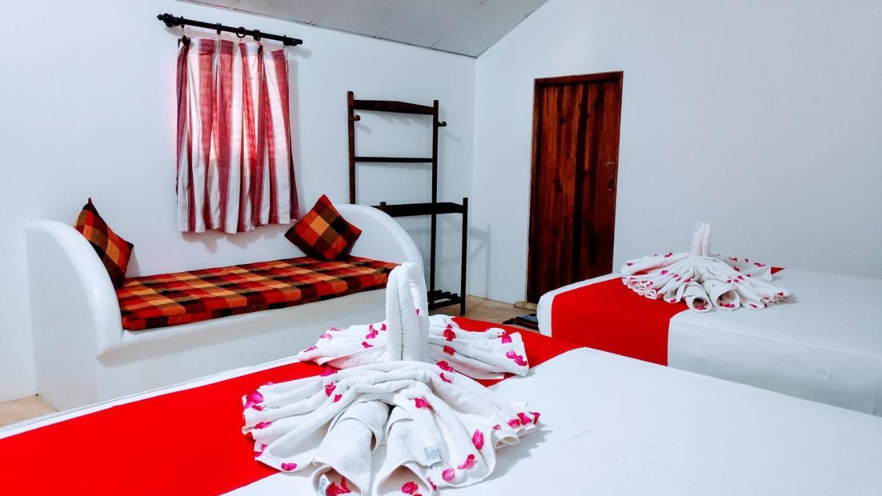 Roshanne Beach Resort Kalpitiya Ngoại thất bức ảnh