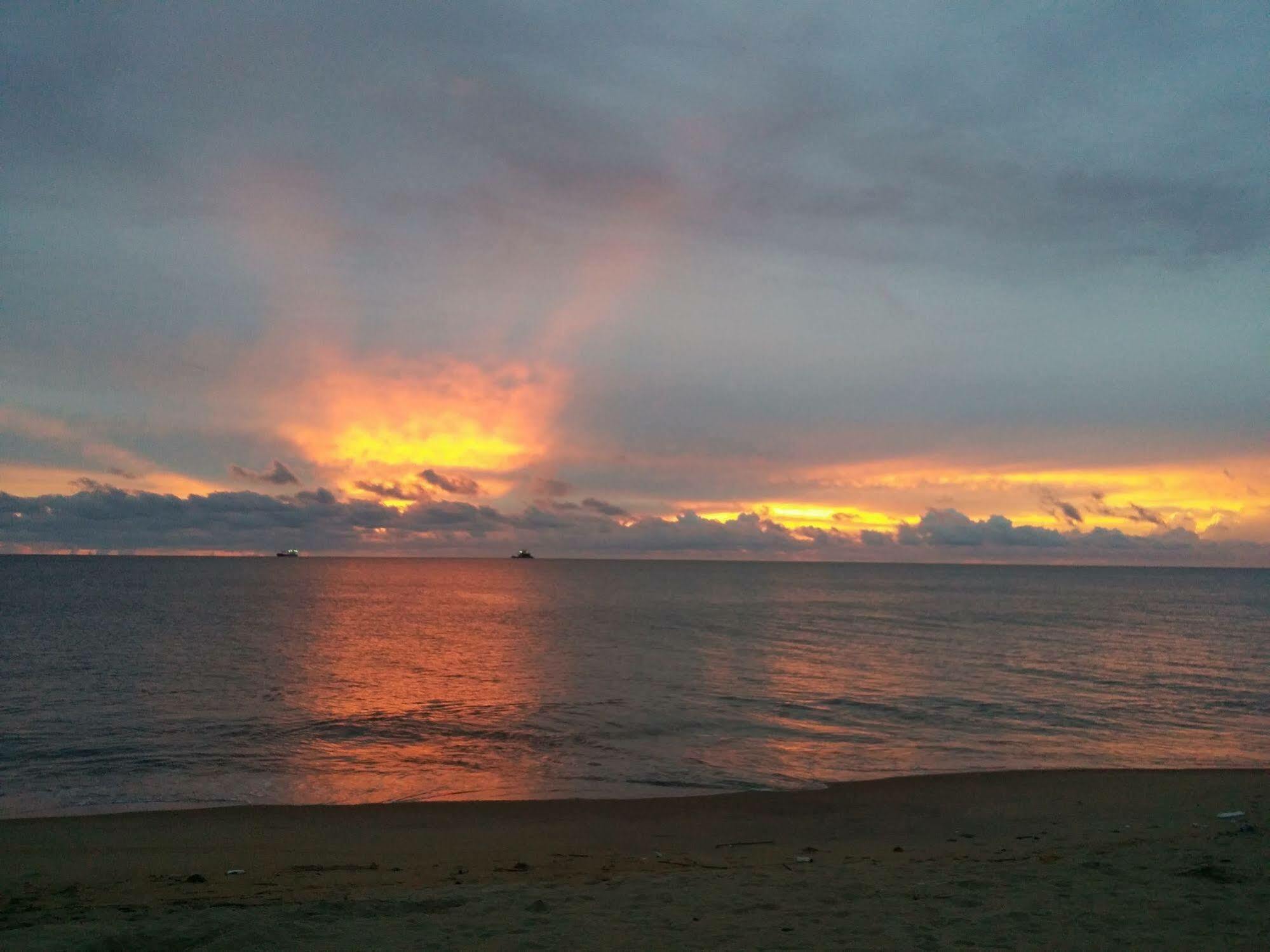 Roshanne Beach Resort Kalpitiya Ngoại thất bức ảnh